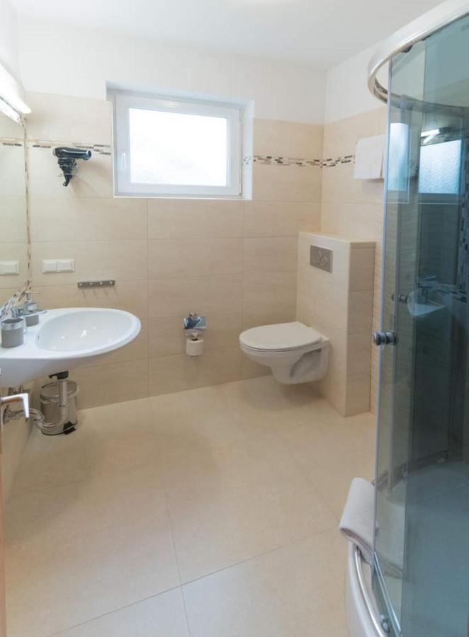 Aurelius Pension Baden Luaran gambar