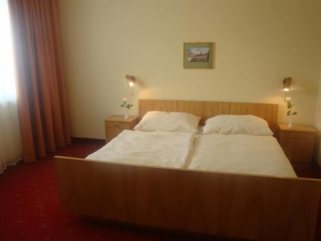 Aurelius Pension Baden Luaran gambar