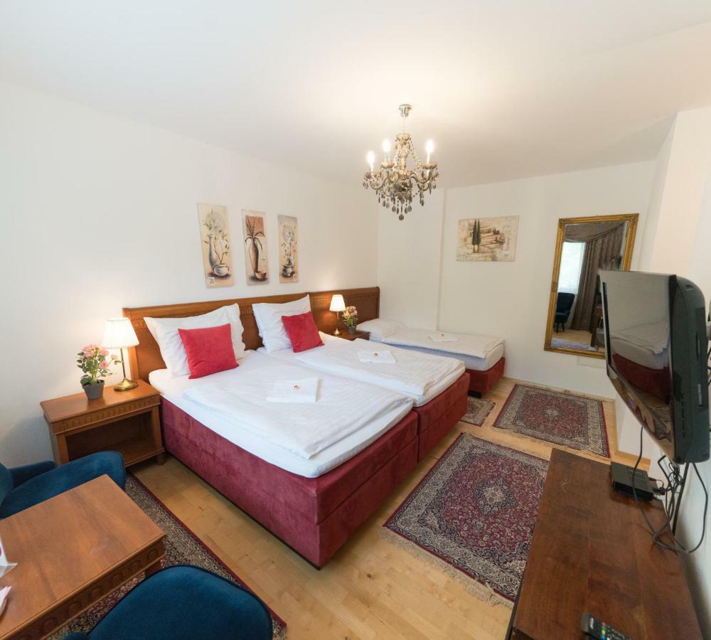 Aurelius Pension Baden Luaran gambar