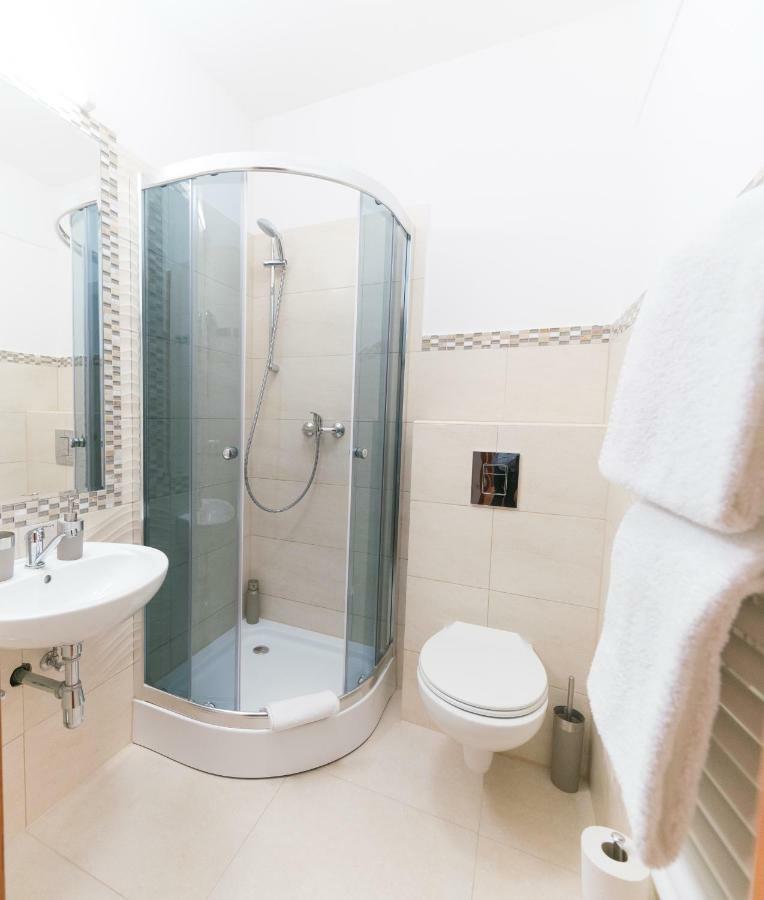 Aurelius Pension Baden Luaran gambar